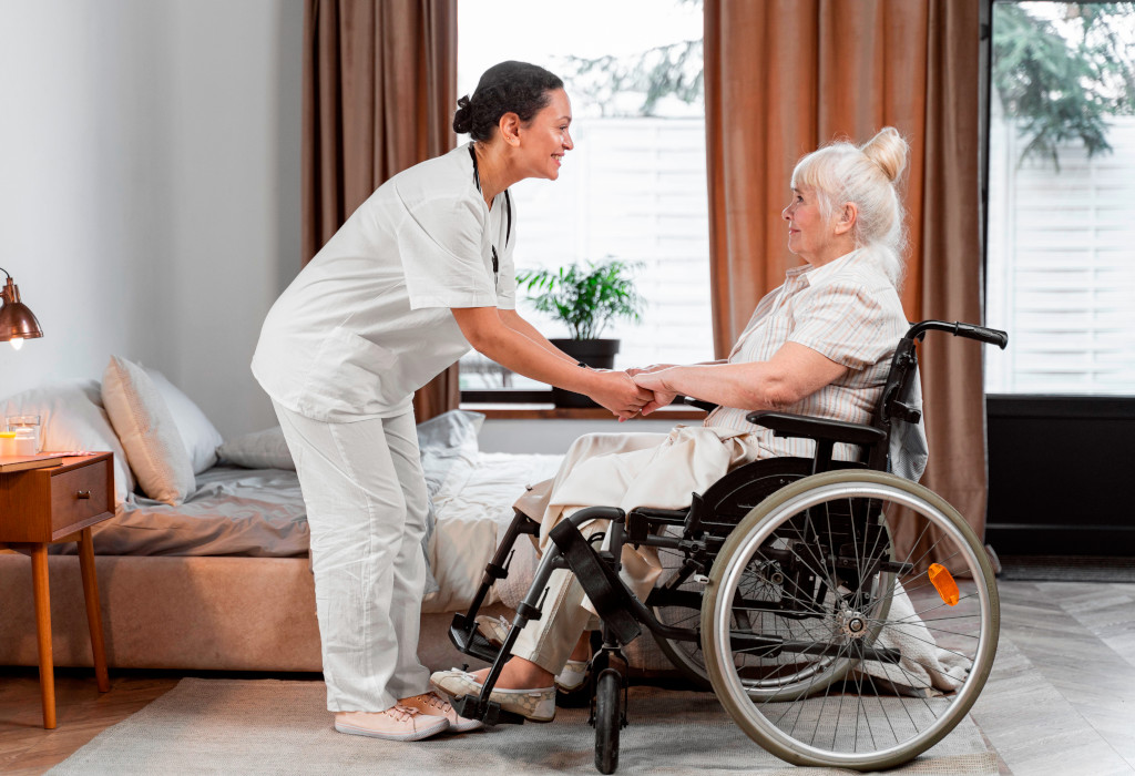 Choosing the right elderly mobility aids: A guide for care teams
